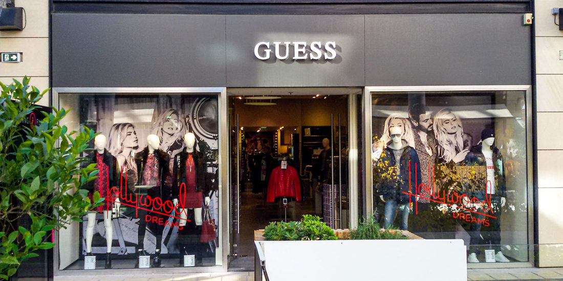 Impression vitrine guess